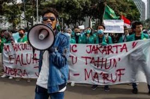 Sumbangsih Kaum Milenial: Mengritik Pemerintah Secara Ideal Sumbangsih Kaum Milenial: Mengritik Pemerintah Secara Ideal