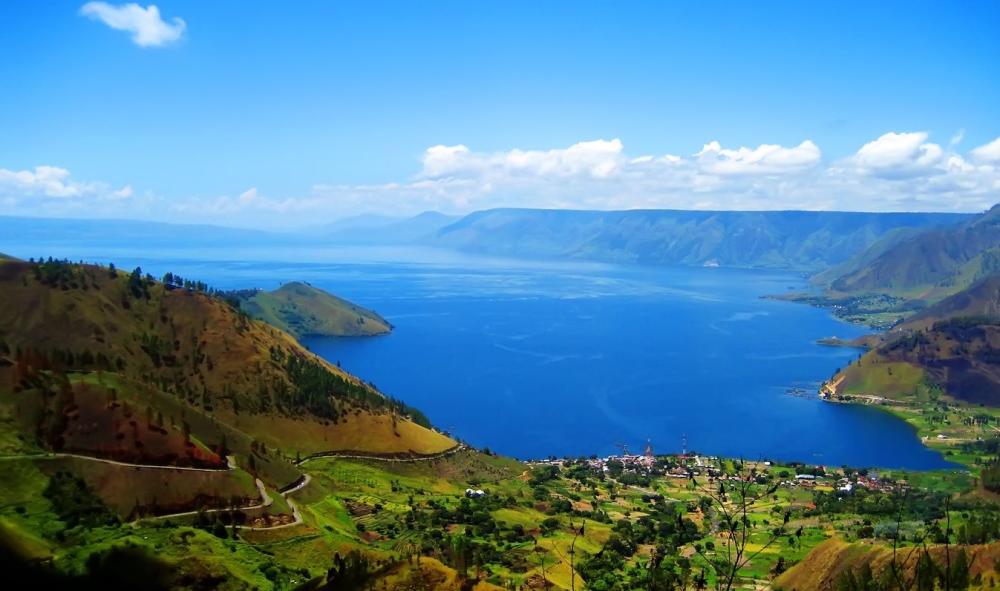 Danau Toba, Otoritas Adat, Pemerintah dan Bla…Bla...Bla