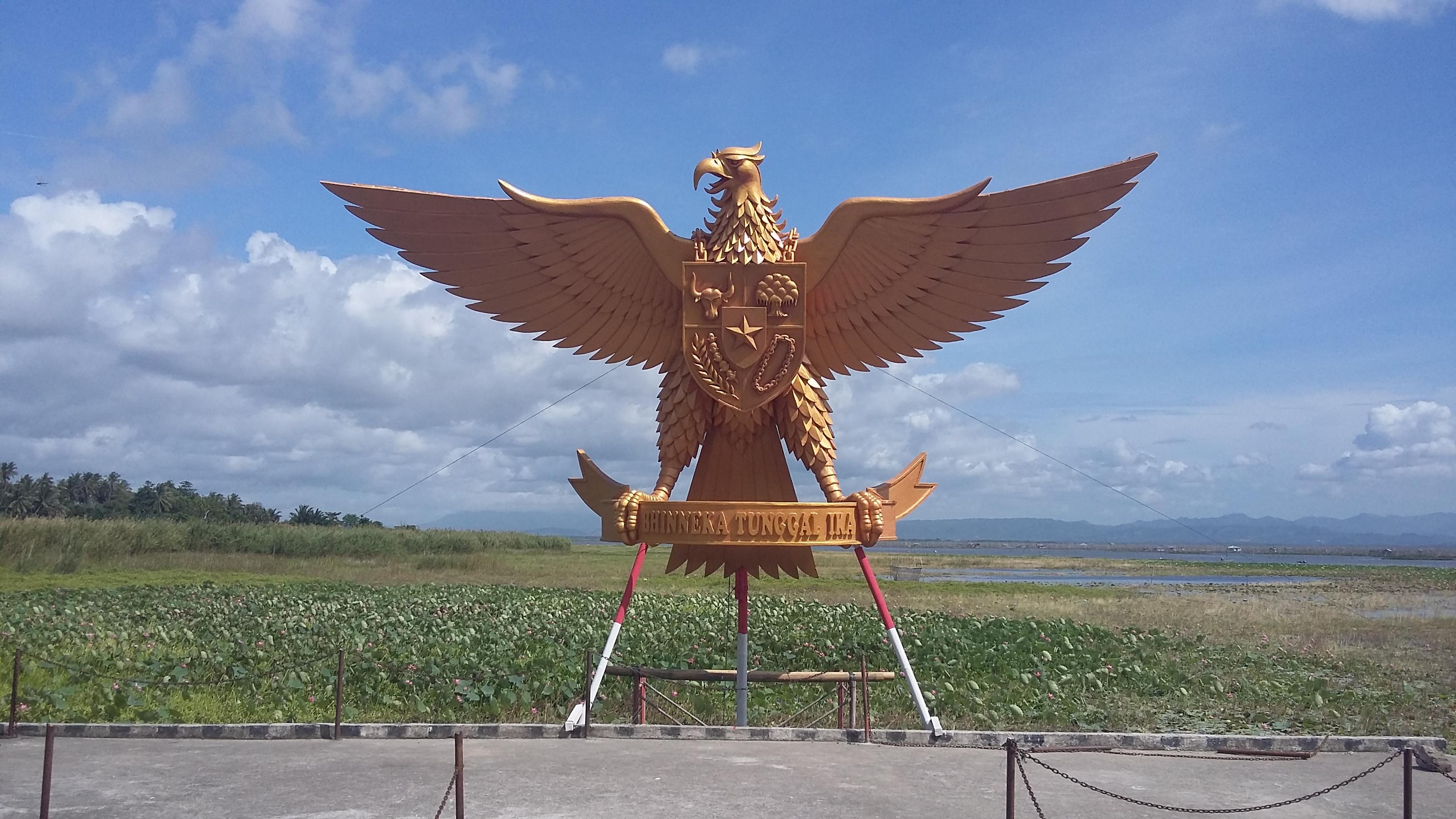 Indonesia Bukan Hanya Pancasila Indonesia Bukan Hanya Pancasila