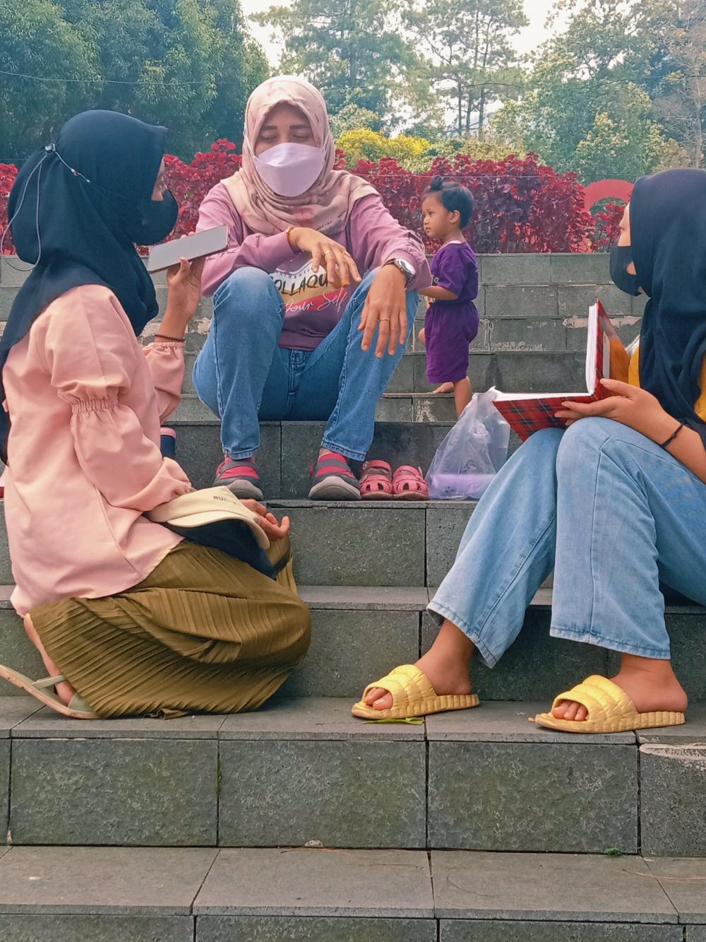 Menuju Pendidikan Erat Kehidupan Menuju Pendidikan Erat Kehidupan
