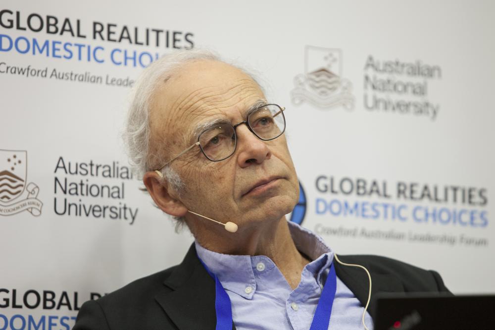 Peter Singer dan Pandangannya Tentang Egalitarianisme Antar Spesies Peter Singer dan Pandangannya Tentang Egalitarianisme Antar Spesies